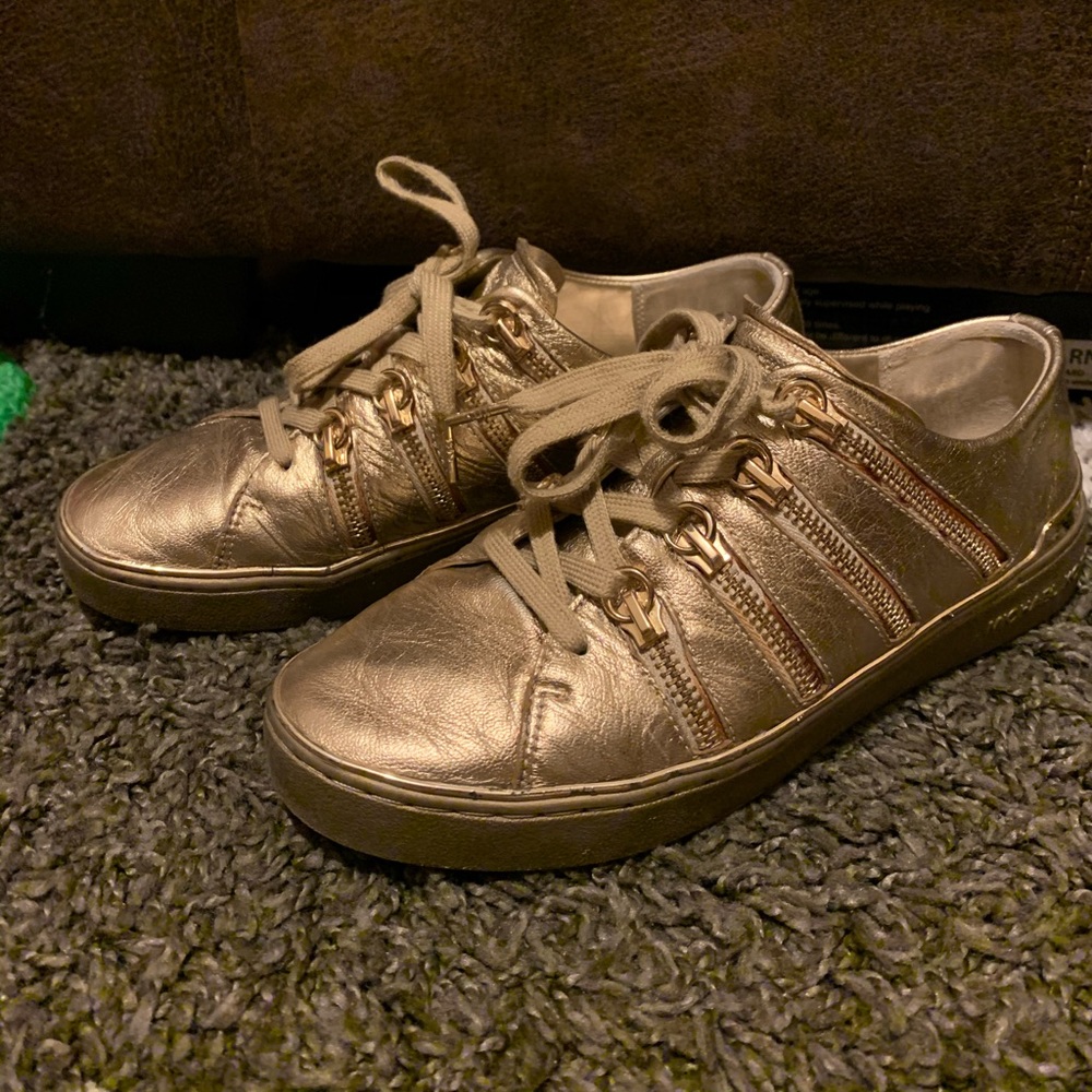 Fashion sneakers